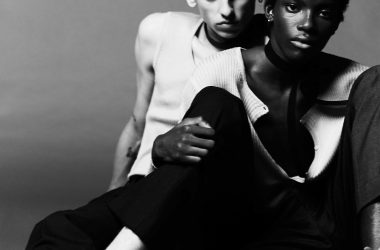 Fusion of Intimacy and Style: A Visual Tale Fusion of Intimacy and Style: A Visual Tale Vanity Teen 虚荣青年 Lifestyle & new faces magazine