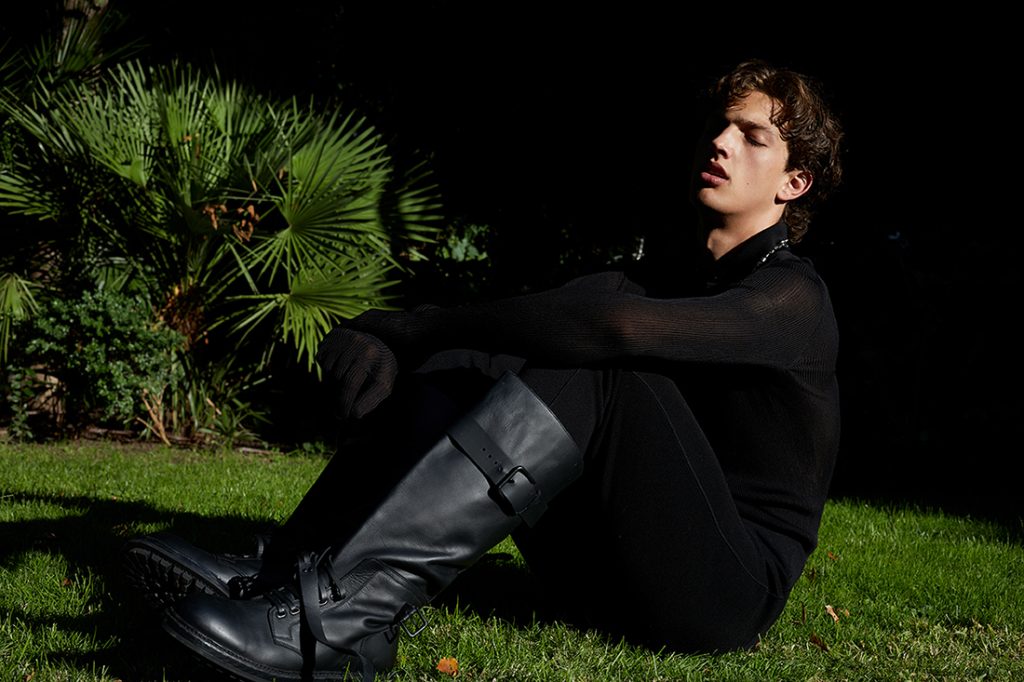 Novinho Novinho Vanity Teen 虚荣青年 Lifestyle & new faces magazine