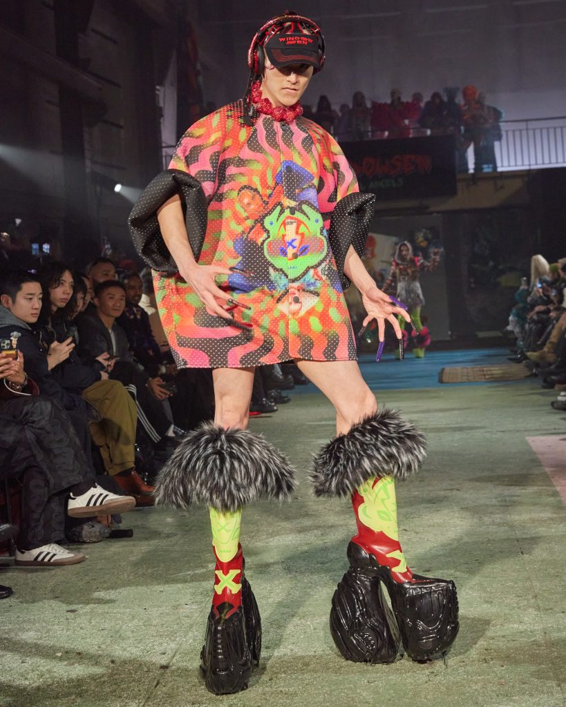 Pushing boundaries and challenging conventions - WINDOWSEN ‘secret weapon  Pushing boundaries and challenging conventions - WINDOWSEN ‘secret weapon  Vanity Teen 虚荣青年 Lifestyle & new faces magazine