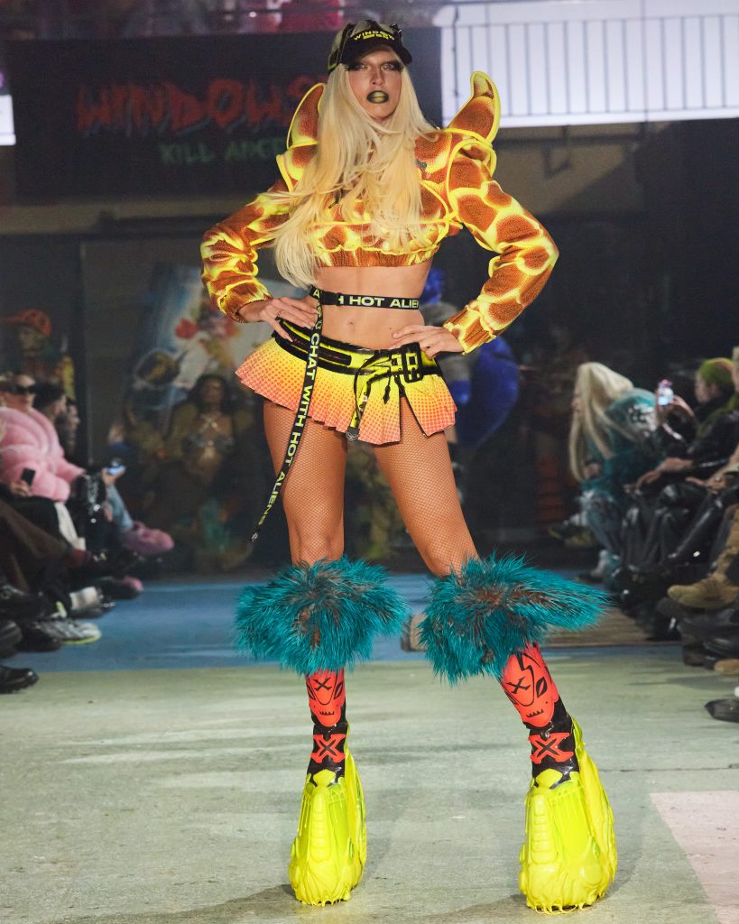 Pushing boundaries and challenging conventions - WINDOWSEN ‘secret weapon  Pushing boundaries and challenging conventions - WINDOWSEN ‘secret weapon  Vanity Teen 虚荣青年 Lifestyle & new faces magazine