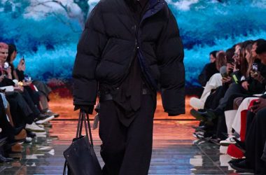 Balenciaga's Winter 2024 Collection Balenciaga's Winter 2024 Collection Vanity Teen 虚荣青年 Lifestyle & new faces magazine