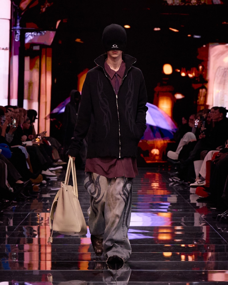 Balenciaga's Winter 2024 Collection Balenciaga's Winter 2024 Collection Vanity Teen 虚荣青年 Lifestyle & new faces magazine