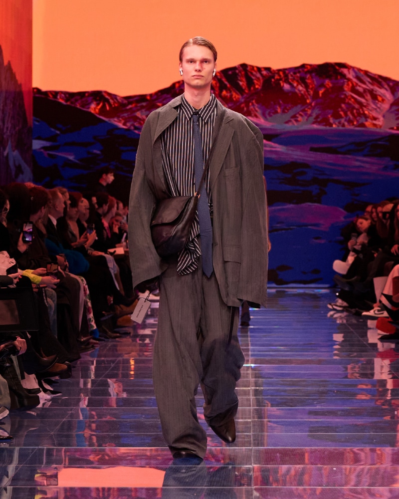 Balenciaga's Winter 2024 Collection Balenciaga's Winter 2024 Collection Vanity Teen 虚荣青年 Lifestyle & new faces magazine