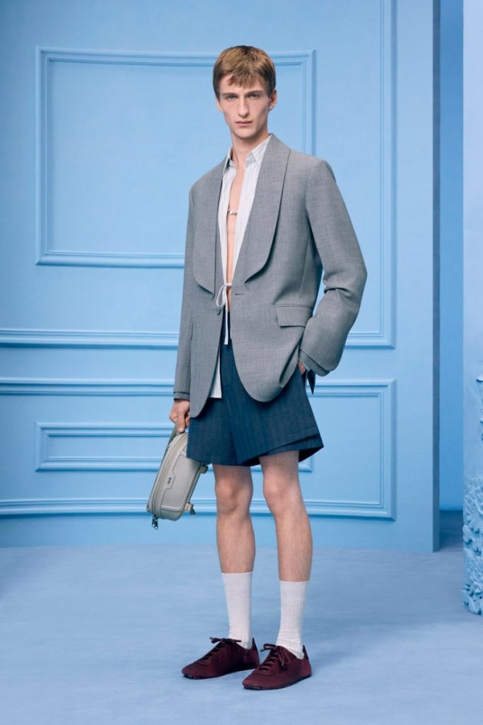 Dior Unveils Pre-Fall 2024 Menswear Collection Vanity Teen 虚荣青年 Lifestyle & new faces magazine Dior Unveils Pre-Fall 2024 Menswear Collection Dior Unveils Pre-Fall 2024 Menswear Collection Vanity Teen 虚荣青年 Lifestyle & new faces magazine