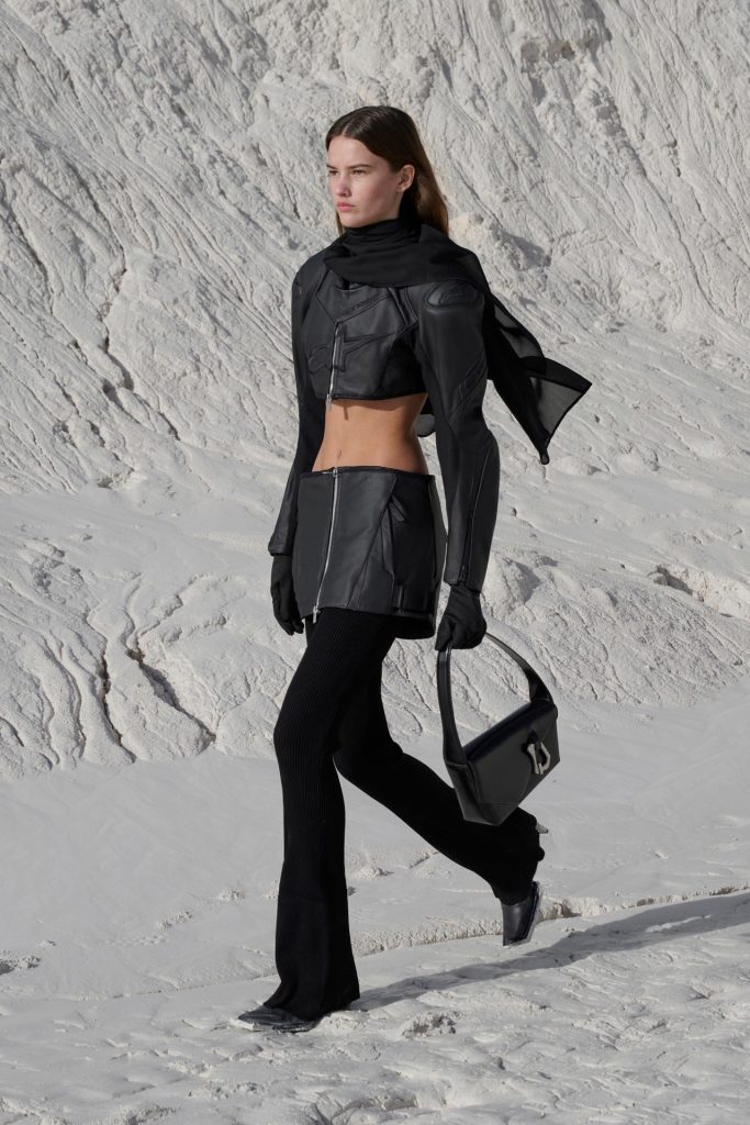 HELIOT EMIL Debuts 2024 Fall/Winter Collection HELIOT EMIL Debuts 2024 Fall/Winter Collection Vanity Teen 虚荣青年 Lifestyle & new faces magazine