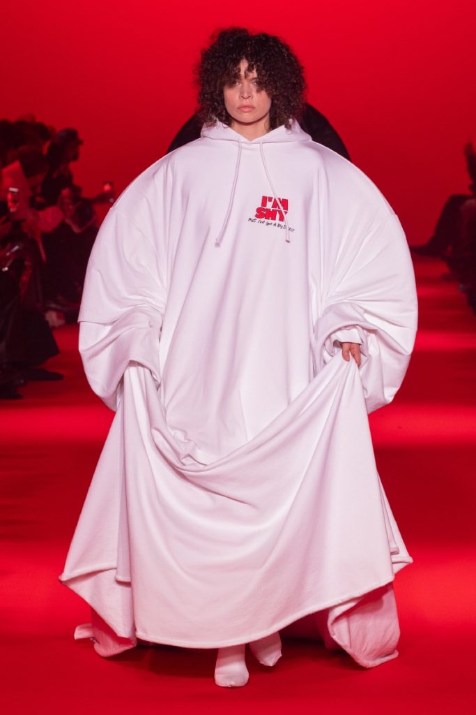 Paris Fashion Week 24 Sees VETEMENTS Making a Triumphant Return Paris Fashion Week 24 Sees VETEMENTS Making a Triumphant Return Vanity Teen 虚荣青年 Lifestyle & new faces magazine