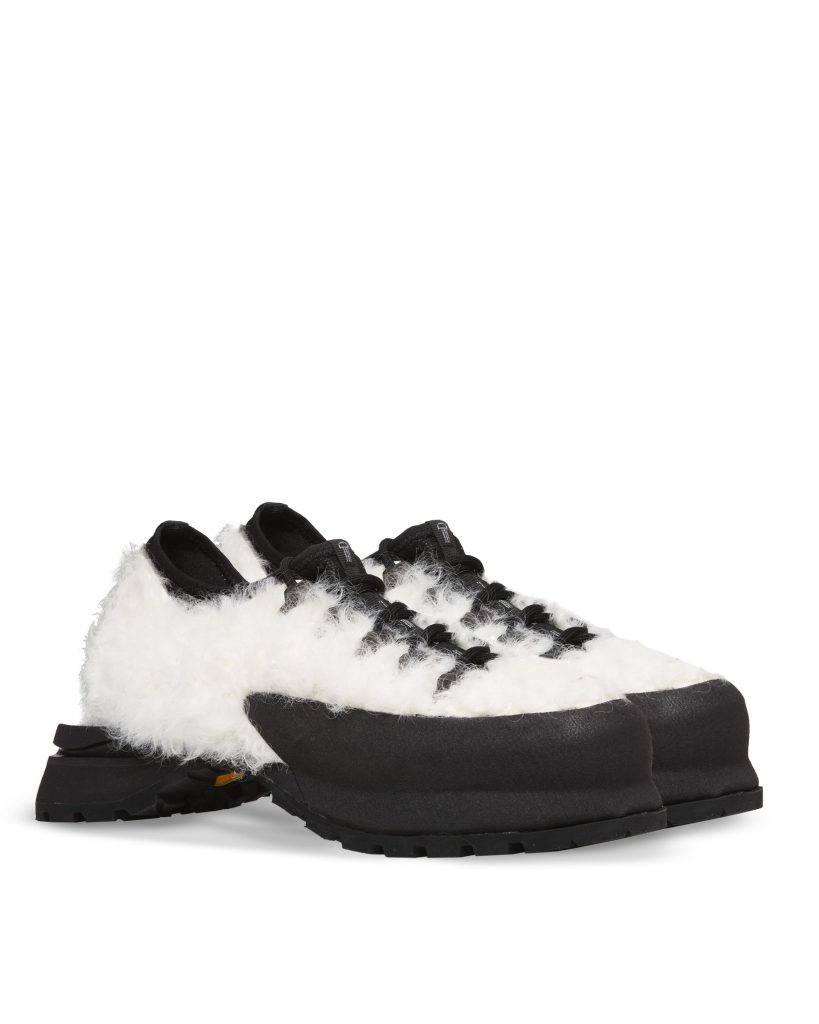 Rebirth Through Innovation: Alberto Deon's Bold Vision for Demon Rebirth Through Innovation: Alberto Deon's Bold Vision for Demon Vanity Teen 虚荣青年 Lifestyle & new faces magazine