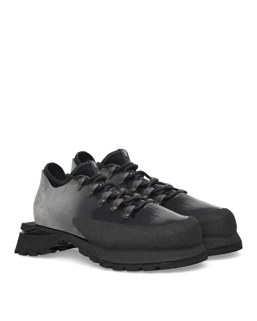 Rebirth Through Innovation: Alberto Deon's Bold Vision for Demon Rebirth Through Innovation: Alberto Deon's Bold Vision for Demon Vanity Teen 虚荣青年 Lifestyle & new faces magazine