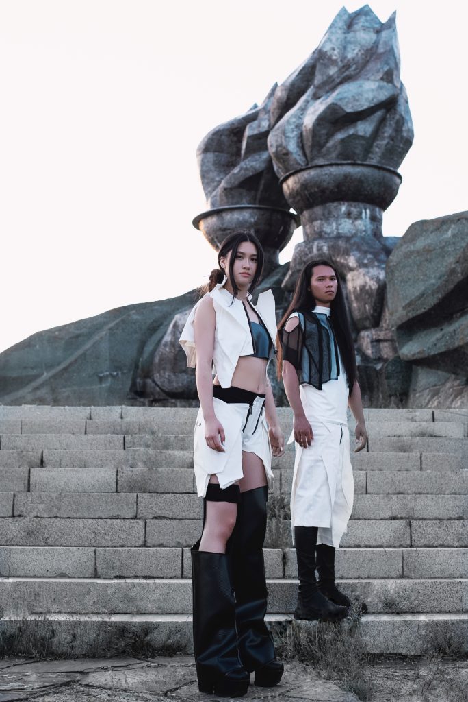 WELCOME to the realm of avant-garde fashion designed by LUNAR Vanity Teen 虚荣青年 Lifestyle & new faces magazine WELCOME to the realm of avant-garde fashion designed by LUNAR WELCOME to the realm of avant-garde fashion designed by LUNAR Vanity Teen 虚荣青年 Lifestyle & new faces magazine