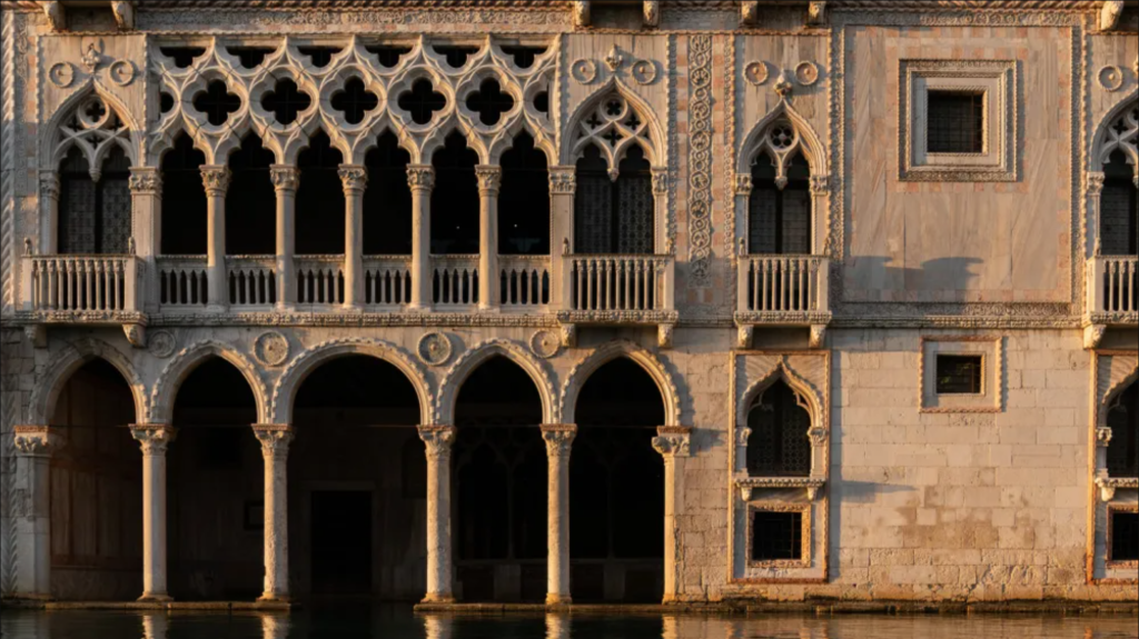 DIOR Returns to La Biennale di Venezia Official Sponsor of Art Exhibitions DIOR Returns to La Biennale di Venezia Official Sponsor of Art Exhibitions Vanity Teen 虚荣青年 Lifestyle & new faces magazine