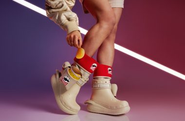 Pringles and Crocs Unveil a Stylish and Snacky Footwear Line Pringles and Crocs Unveil a Stylish and Snacky Footwear Line Vanity Teen 虚荣青年 Lifestyle & new faces magazine