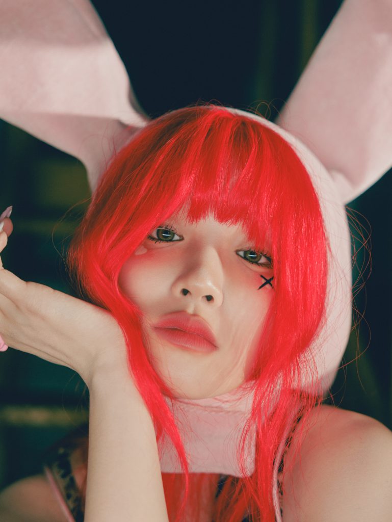 YUQI: A Career Built on Confidence YUQI: A Career Built on Confidence Vanity Teen 虚荣青年 Lifestyle & new faces magazine