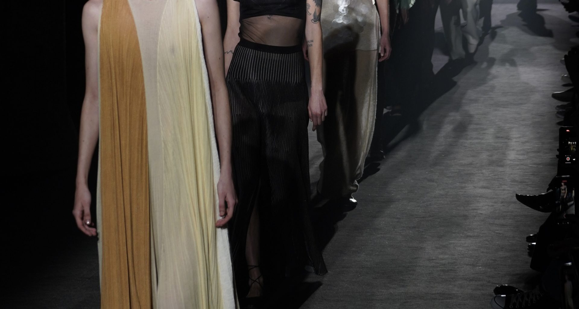 080 Barcelona Fashion Closes with Innovation and Unforgettable Performance 080 Barcelona Fashion Closes with Innovation and Unforgettable Performance Vanity Teen 虚荣青年 Lifestyle & new faces magazine