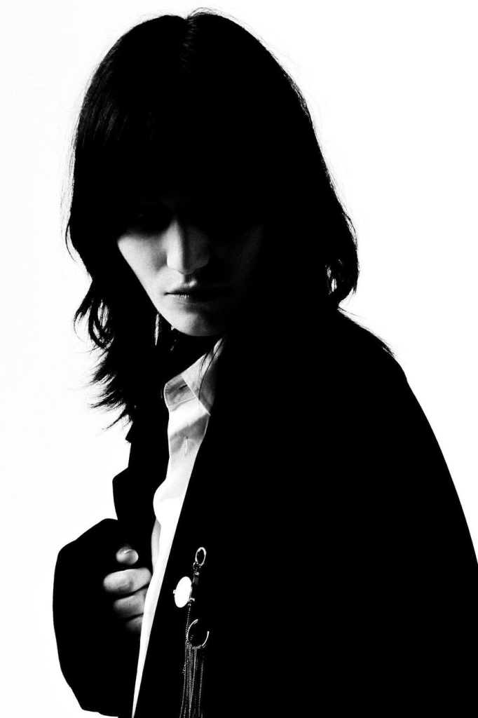 Ann Demeulemeester Unveils Pre-Spring/Summer 2025 Collection Ann Demeulemeester Unveils Pre-Spring/Summer 2025 Collection Vanity Teen 虚荣青年 Lifestyle & new faces magazine