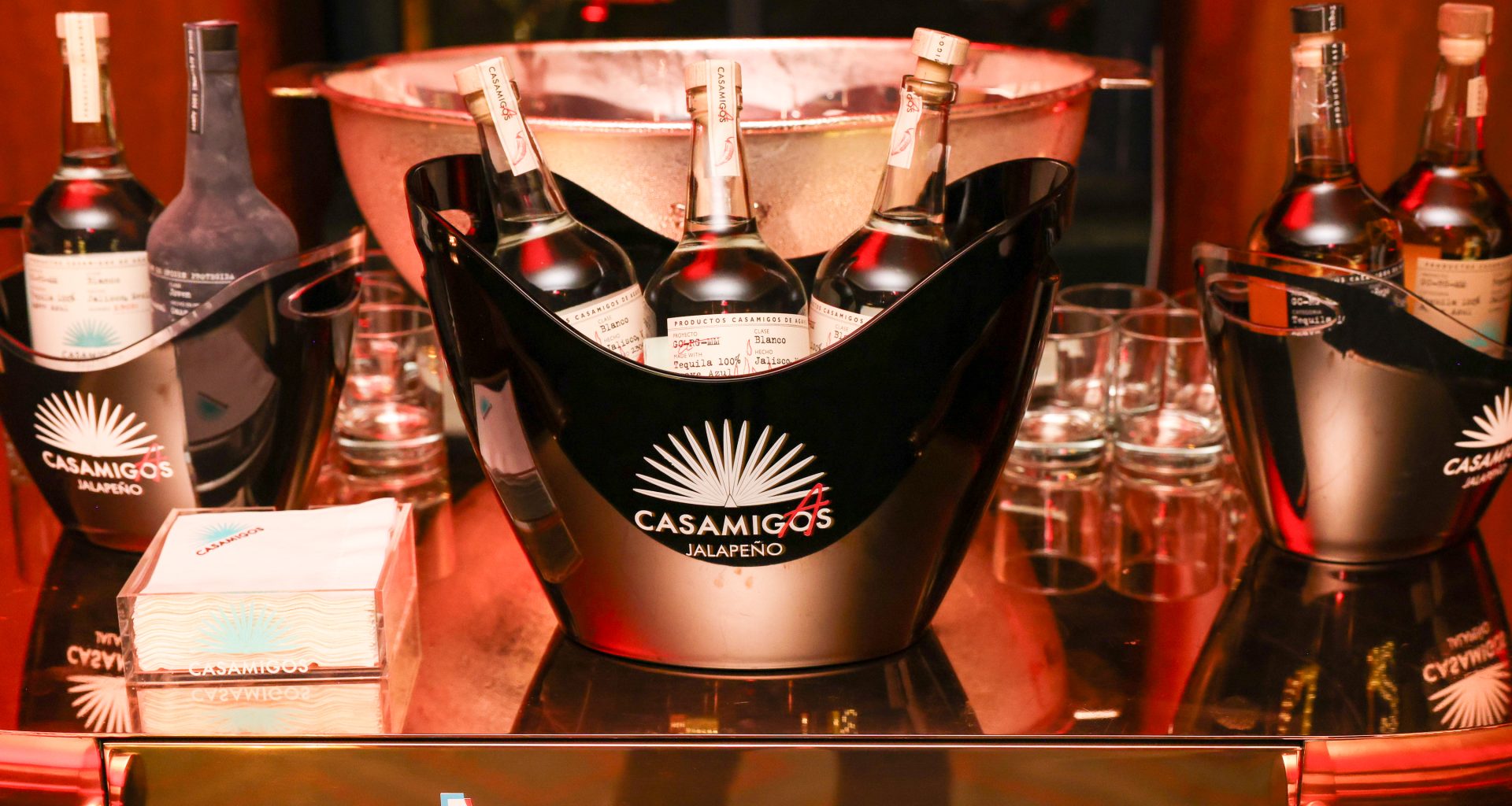 WHEN IN NEW YORK: STELLA McCARTNEY AND TIKTOK HOST MET GALA 2024 AFTERPARTY WITH CASAMIGOS TEQUILA WHEN IN NEW YORK: STELLA McCARTNEY AND TIKTOK HOST MET GALA 2024 AFTERPARTY WITH CASAMIGOS TEQUILA Vanity Teen 虚荣青年 Lifestyle & new faces magazine