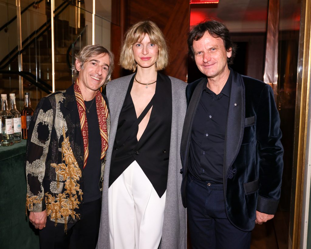 WHEN IN NEW YORK: STELLA McCARTNEY AND TIKTOK HOST MET GALA 2024 AFTERPARTY WITH CASAMIGOS TEQUILA WHEN IN NEW YORK: STELLA McCARTNEY AND TIKTOK HOST MET GALA 2024 AFTERPARTY WITH CASAMIGOS TEQUILA Vanity Teen 虚荣青年 Lifestyle & new faces magazine