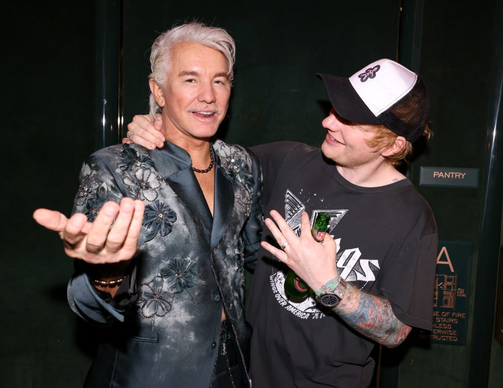 WHEN IN NEW YORK: STELLA McCARTNEY AND TIKTOK HOST MET GALA 2024 AFTERPARTY WITH CASAMIGOS TEQUILA WHEN IN NEW YORK: STELLA McCARTNEY AND TIKTOK HOST MET GALA 2024 AFTERPARTY WITH CASAMIGOS TEQUILA Vanity Teen 虚荣青年 Lifestyle & new faces magazine