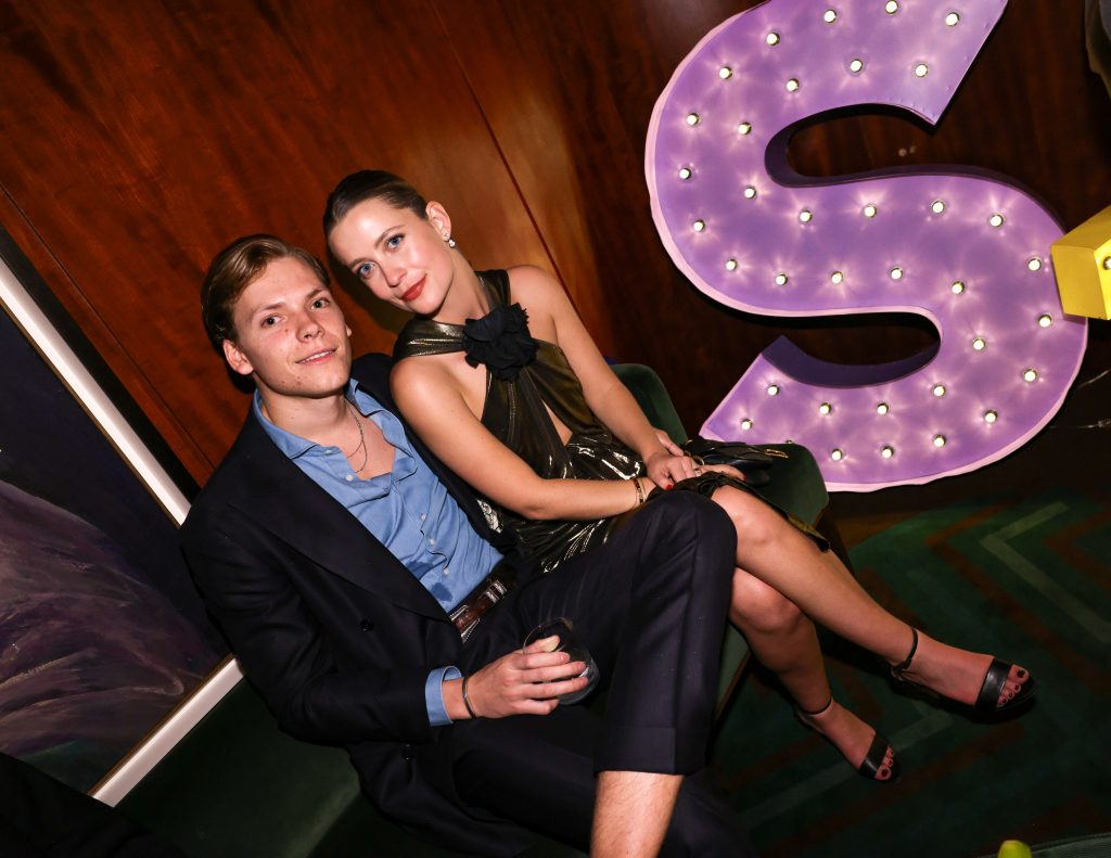 WHEN IN NEW YORK: STELLA McCARTNEY AND TIKTOK HOST MET GALA 2024 AFTERPARTY WITH CASAMIGOS TEQUILA WHEN IN NEW YORK: STELLA McCARTNEY AND TIKTOK HOST MET GALA 2024 AFTERPARTY WITH CASAMIGOS TEQUILA Vanity Teen 虚荣青年 Lifestyle & new faces magazine