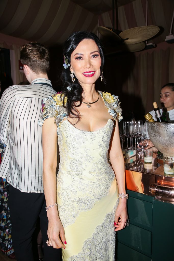 WHEN IN NEW YORK: STELLA McCARTNEY AND TIKTOK HOST MET GALA 2024 AFTERPARTY WITH CASAMIGOS TEQUILA WHEN IN NEW YORK: STELLA McCARTNEY AND TIKTOK HOST MET GALA 2024 AFTERPARTY WITH CASAMIGOS TEQUILA Vanity Teen 虚荣青年 Lifestyle & new faces magazine