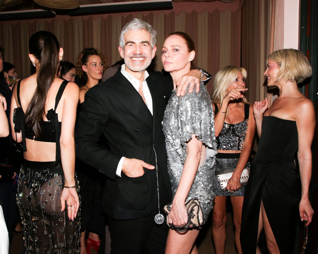 WHEN IN NEW YORK: STELLA McCARTNEY AND TIKTOK HOST MET GALA 2024 AFTERPARTY WITH CASAMIGOS TEQUILA WHEN IN NEW YORK: STELLA McCARTNEY AND TIKTOK HOST MET GALA 2024 AFTERPARTY WITH CASAMIGOS TEQUILA Vanity Teen 虚荣青年 Lifestyle & new faces magazine