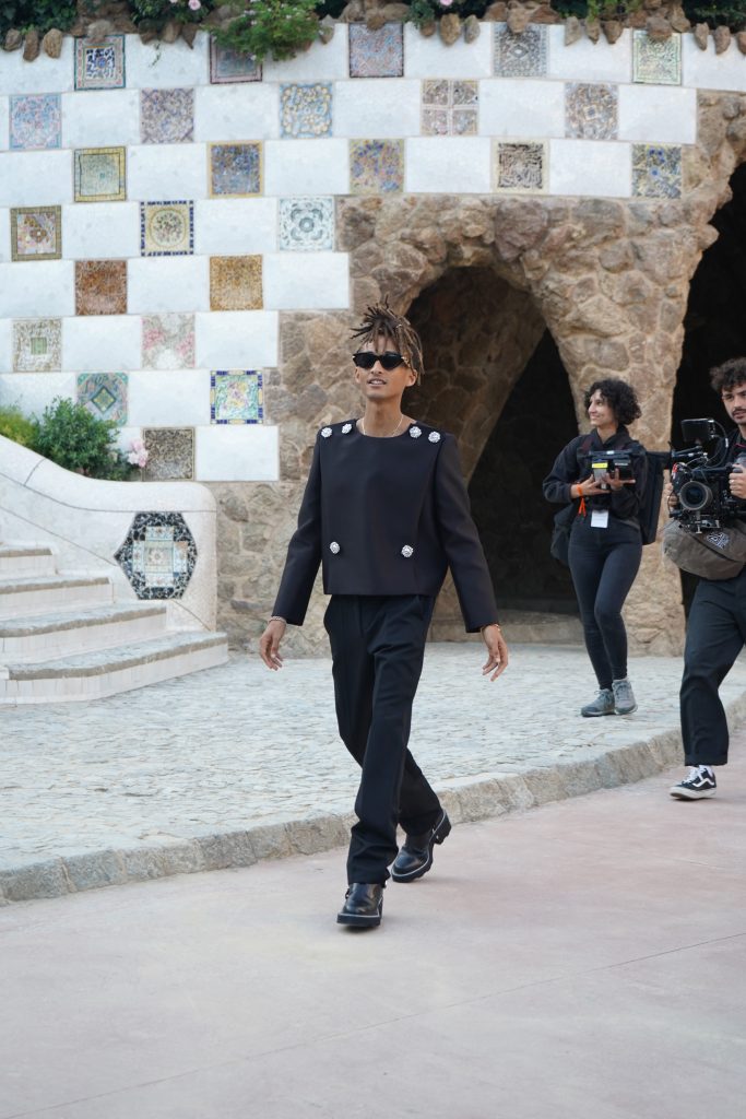 Louis Vuitton Cruise 2025 Show Takes Place at Emblematic Park Güell BARCELONA Vanity Teen 虚荣青年 Lifestyle & new faces magazine Louis Vuitton Cruise 2025 Show Takes Place at Emblematic Park Güell BARCELONA Louis Vuitton Cruise 2025 Show Takes Place at Emblematic Park Güell BARCELONA Vanity Teen 虚荣青年 Lifestyle & new faces magazine
