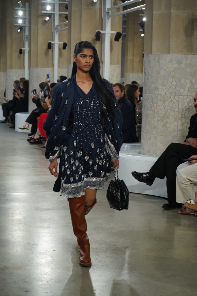 Louis Vuitton Cruise 2025 Show Takes Place at Emblematic Park Güell BARCELONA Vanity Teen 虚荣青年 Lifestyle & new faces magazine Louis Vuitton Cruise 2025 Show Takes Place at Emblematic Park Güell BARCELONA Louis Vuitton Cruise 2025 Show Takes Place at Emblematic Park Güell BARCELONA Vanity Teen 虚荣青年 Lifestyle & new faces magazine