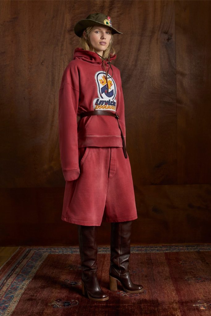 Dsquared2 Unveils 2025 Resort Collection Vanity Teen 虚荣青年 Lifestyle & new faces magazine Dsquared2 Unveils 2025 Resort Collection Dsquared2 Unveils 2025 Resort Collection Vanity Teen 虚荣青年 Lifestyle & new faces magazine