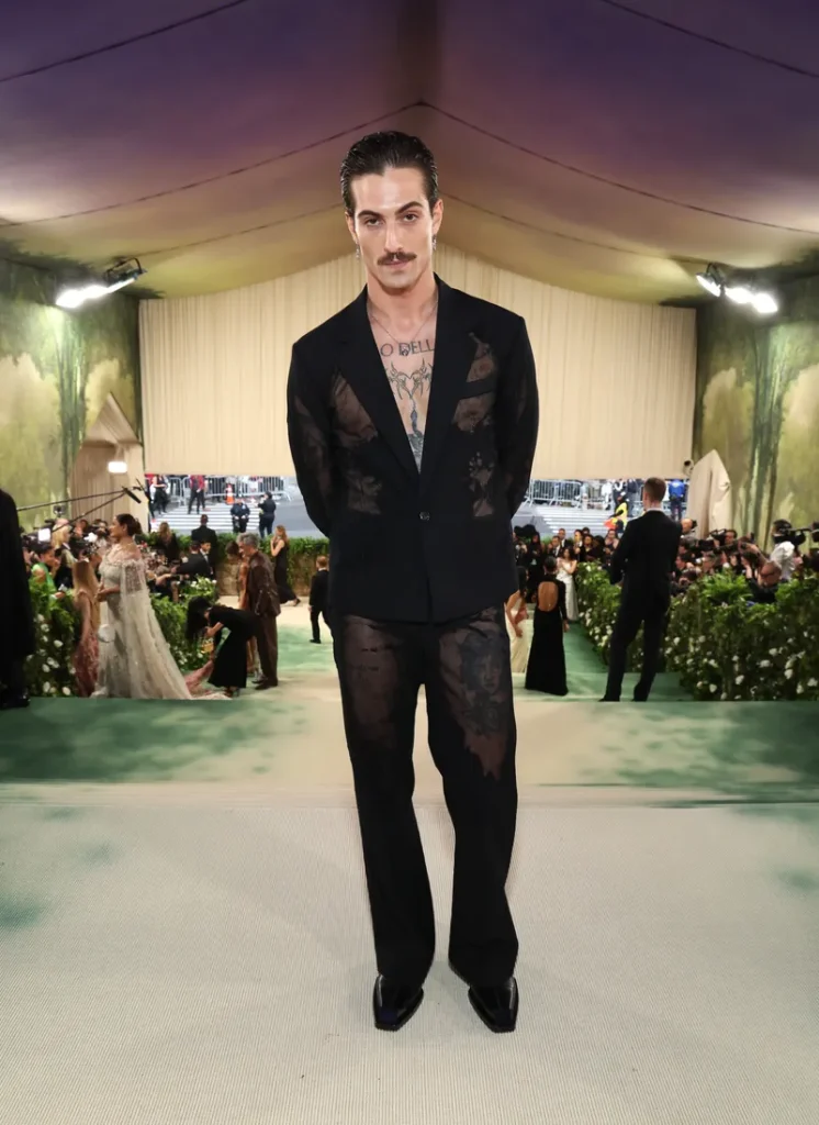 MET Gala 2024 - Sleeping Beauty stayed up late for reawakening fashion MET Gala 2024 - Sleeping Beauty stayed up late for reawakening fashion Vanity Teen 虚荣青年 Lifestyle & new faces magazine