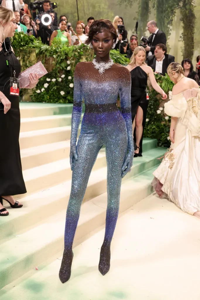 MET Gala 2024 - Sleeping Beauty stayed up late for reawakening fashion MET Gala 2024 - Sleeping Beauty stayed up late for reawakening fashion Vanity Teen 虚荣青年 Lifestyle & new faces magazine