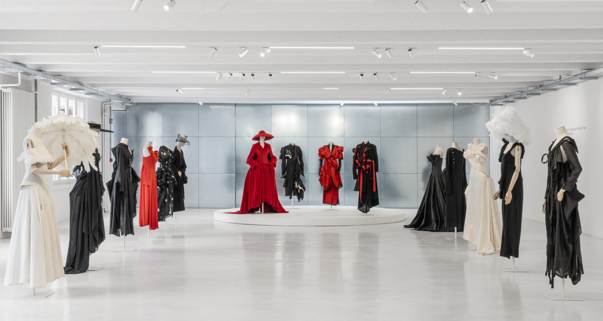 10·Corso·Como and Yohji Yamamoto announce the exhibition “Yohji Yamamoto, Letter to the future” Vanity Teen 虚荣青年 Lifestyle & new faces magazine 10·Corso·Como and Yohji Yamamoto announce the exhibition “Yohji Yamamoto, Letter to the future” 10·Corso·Como and Yohji Yamamoto announce the exhibition “Yohji Yamamoto, Letter to the future” Vanity Teen 虚荣青年 Lifestyle & new faces magazine