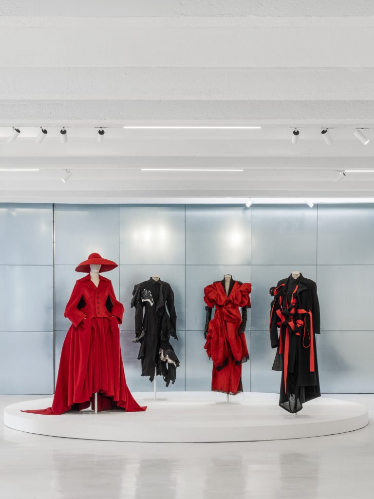 10·Corso·Como and Yohji Yamamoto announce the exhibition “Yohji Yamamoto, Letter to the future” Vanity Teen 虚荣青年 Lifestyle & new faces magazine 10·Corso·Como and Yohji Yamamoto announce the exhibition “Yohji Yamamoto, Letter to the future” 10·Corso·Como and Yohji Yamamoto announce the exhibition “Yohji Yamamoto, Letter to the future” Vanity Teen 虚荣青年 Lifestyle & new faces magazine