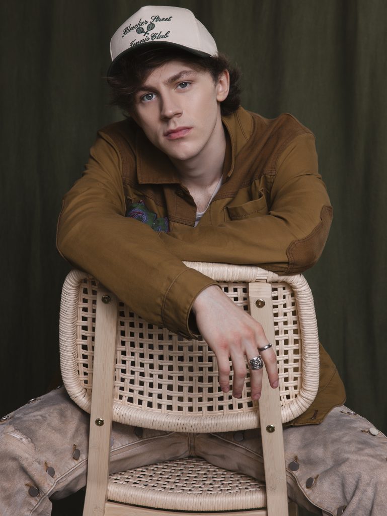 Brody Grant on His Dream Broadway Debut as Ponyboy and The Outsiders' 12 Tony Nominations Brody Grant on His Dream Broadway Debut as Ponyboy and The Outsiders' 12 Tony Nominations Vanity Teen 虚荣青年 Lifestyle & new faces magazine