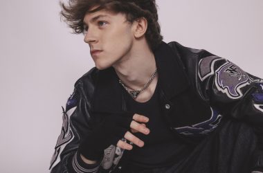 Brody Grant on His Dream Broadway Debut as Ponyboy and The Outsiders' 12 Tony Nominations Brody Grant on His Dream Broadway Debut as Ponyboy and The Outsiders' 12 Tony Nominations Vanity Teen 虚荣青年 Lifestyle & new faces magazine