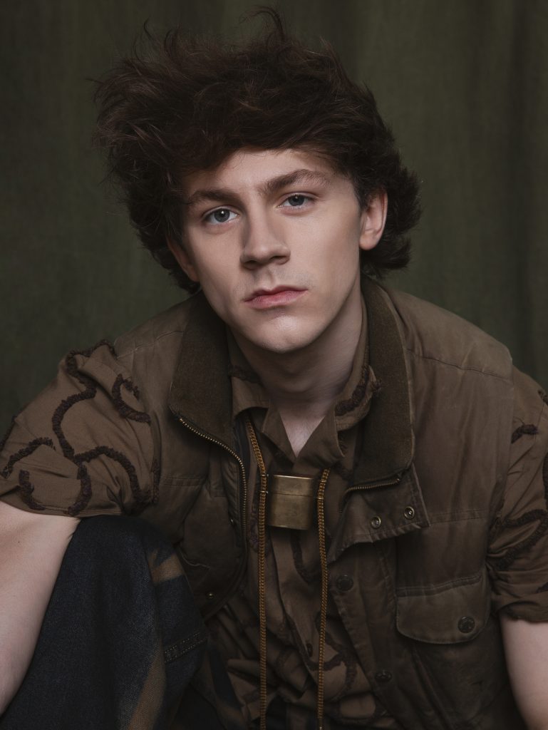 Brody Grant on His Dream Broadway Debut as Ponyboy and The Outsiders' 12 Tony Nominations Brody Grant on His Dream Broadway Debut as Ponyboy and The Outsiders' 12 Tony Nominations Vanity Teen 虚荣青年 Lifestyle & new faces magazine