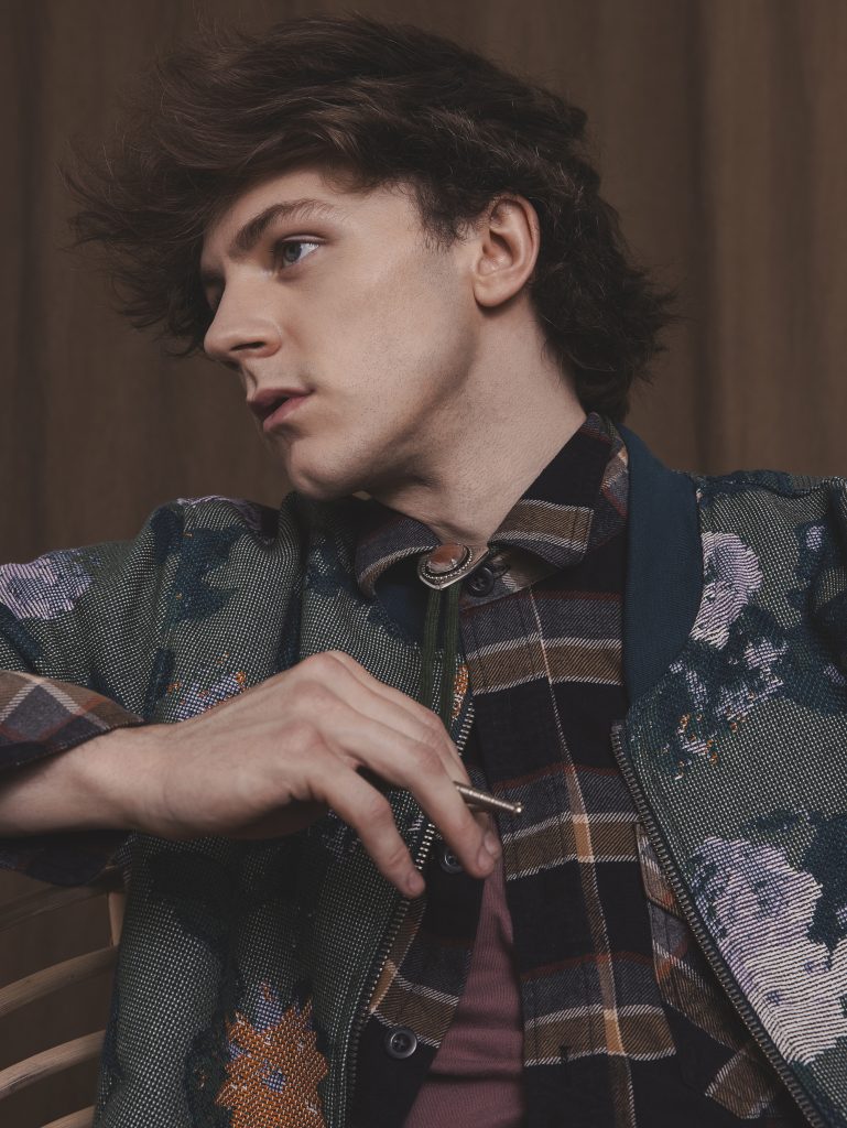 Brody Grant on His Dream Broadway Debut as Ponyboy and The Outsiders' 12 Tony Nominations Brody Grant on His Dream Broadway Debut as Ponyboy and The Outsiders' 12 Tony Nominations Vanity Teen 虚荣青年 Lifestyle & new faces magazine