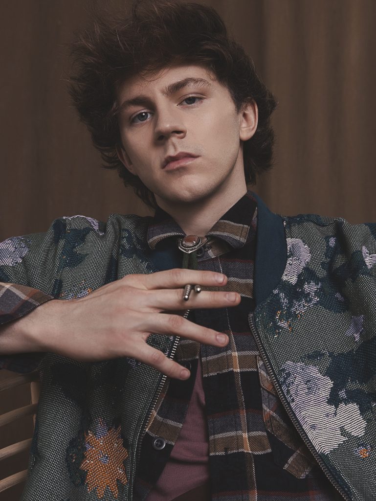 Brody Grant on His Dream Broadway Debut as Ponyboy and The Outsiders' 12 Tony Nominations Brody Grant on His Dream Broadway Debut as Ponyboy and The Outsiders' 12 Tony Nominations Vanity Teen 虚荣青年 Lifestyle & new faces magazine