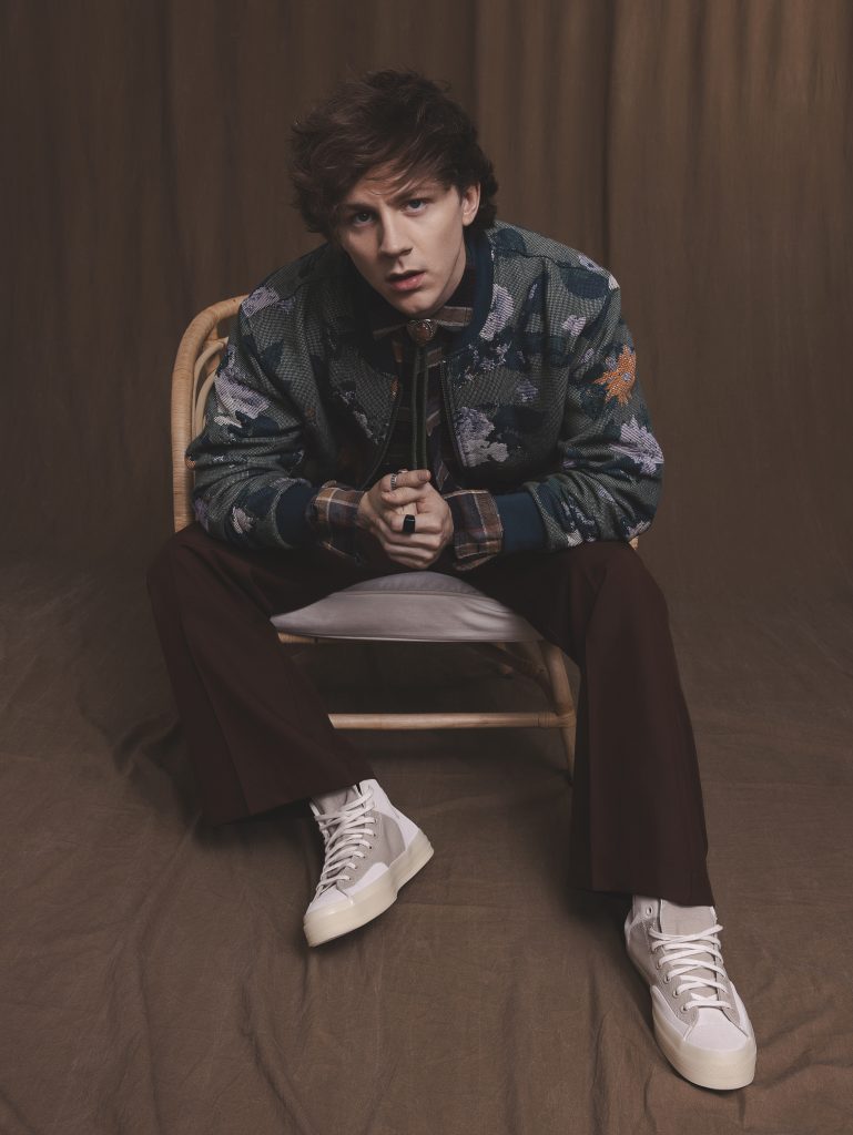 Brody Grant on His Dream Broadway Debut as Ponyboy and The Outsiders' 12 Tony Nominations Brody Grant on His Dream Broadway Debut as Ponyboy and The Outsiders' 12 Tony Nominations Vanity Teen 虚荣青年 Lifestyle & new faces magazine