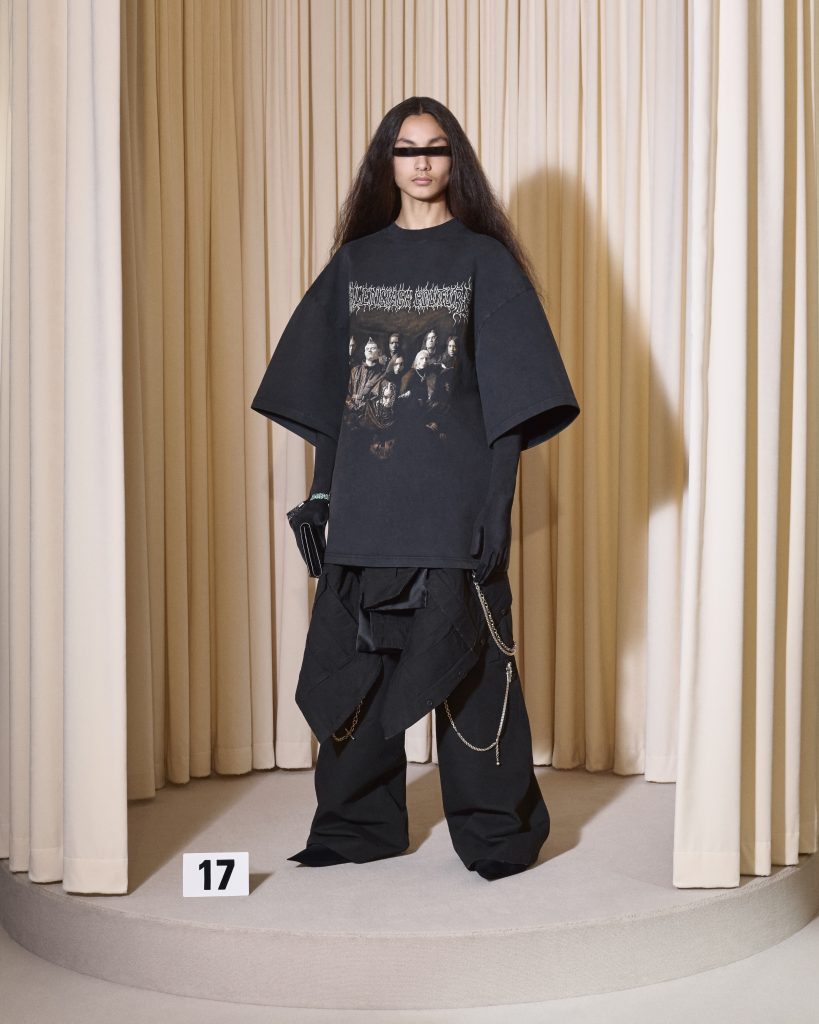BALENCIAGA 53RD COUTURE COLLECTION - THE ART OF SAVOIR-FAIRE BALENCIAGA 53RD COUTURE COLLECTION - THE ART OF SAVOIR-FAIRE Vanity Teen 虚荣青年 Lifestyle & new faces magazine