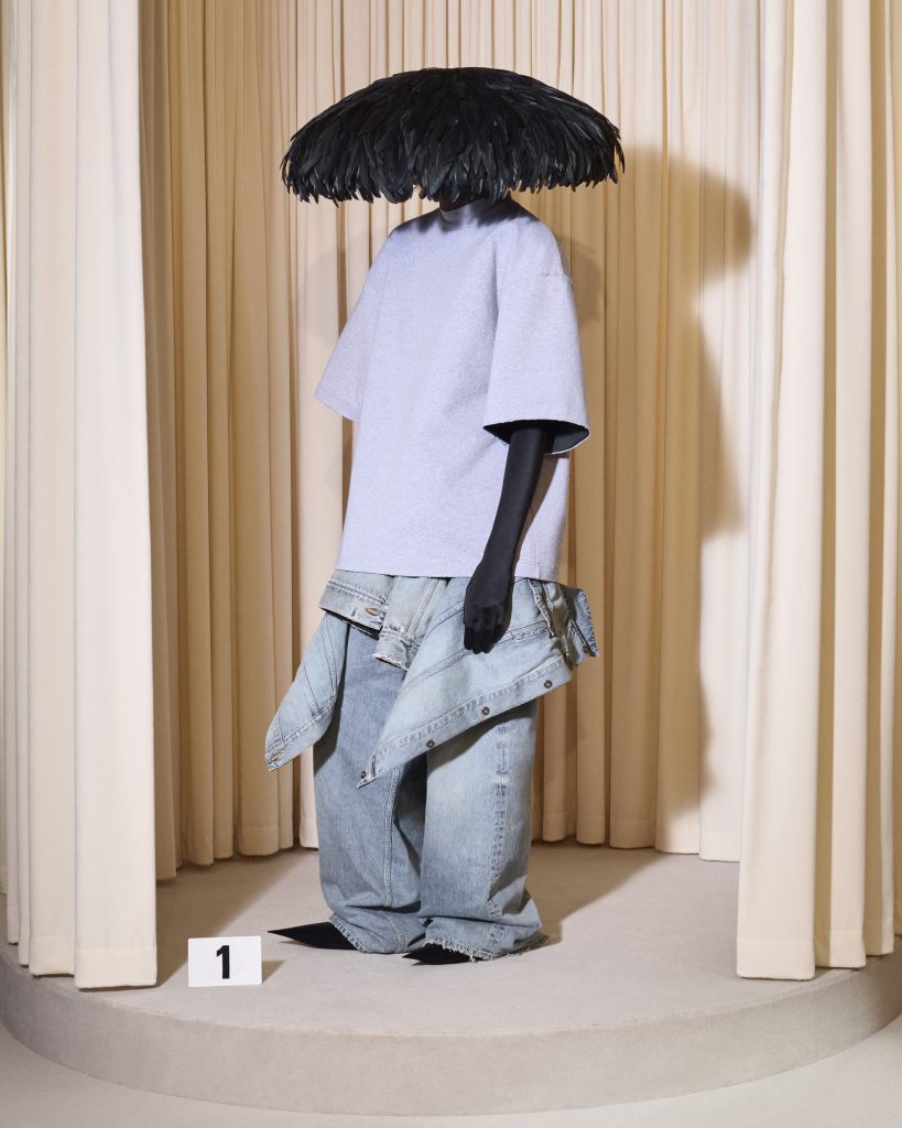 BALENCIAGA 53RD COUTURE COLLECTION - THE ART OF SAVOIR-FAIRE BALENCIAGA 53RD COUTURE COLLECTION - THE ART OF SAVOIR-FAIRE Vanity Teen 虚荣青年 Lifestyle & new faces magazine
