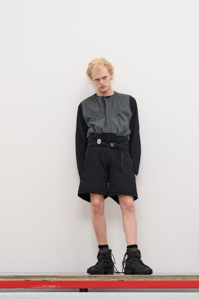 GR10K SS25 - Nine Pounds Of Dead Landscape GR10K SS25 - Nine Pounds Of Dead Landscape Vanity Teen 虚荣青年 Lifestyle & new faces magazine