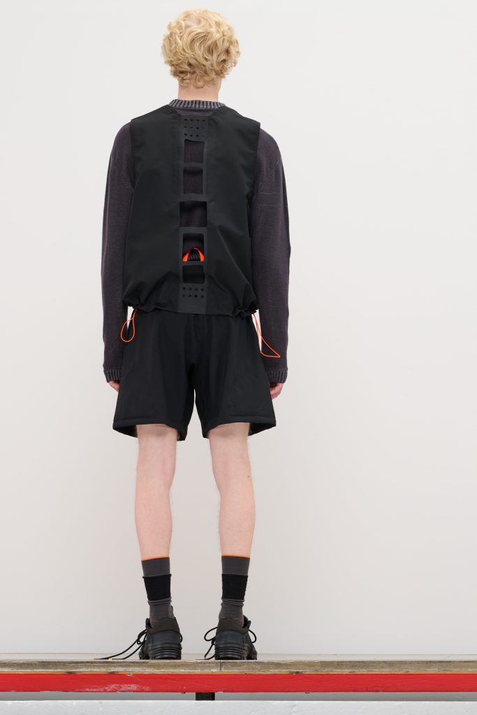 GR10K SS25 - Nine Pounds Of Dead Landscape GR10K SS25 - Nine Pounds Of Dead Landscape Vanity Teen 虚荣青年 Lifestyle & new faces magazine