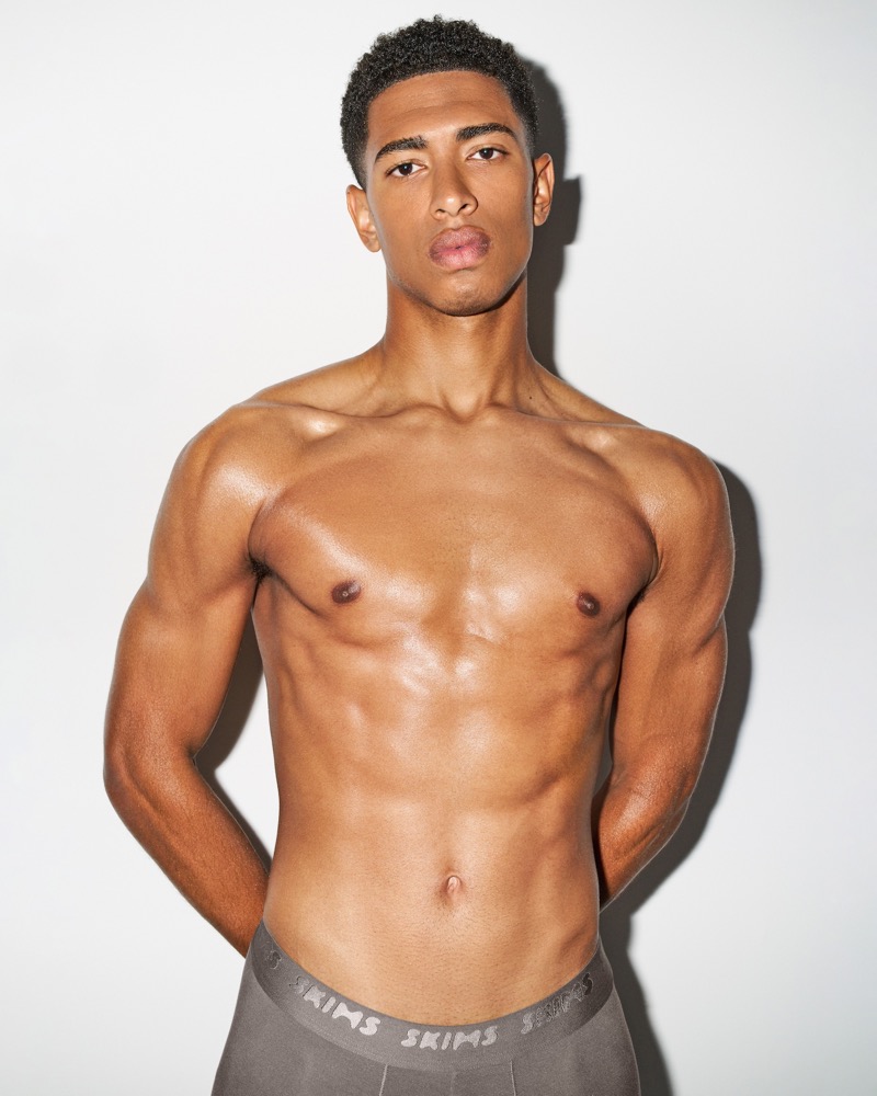 Jude Bellingham Shines in New SKIMS Underwear Campaign Jude Bellingham Shines in New SKIMS Underwear Campaign Vanity Teen 虚荣青年 Lifestyle & new faces magazine
