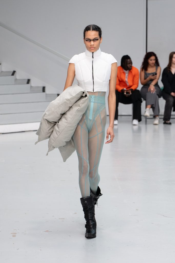 Yenesai - A futuristic vision fused with ancestral nomadic values Yenesai - A futuristic vision fused with ancestral nomadic values Vanity Teen 虚荣青年 Lifestyle & new faces magazine