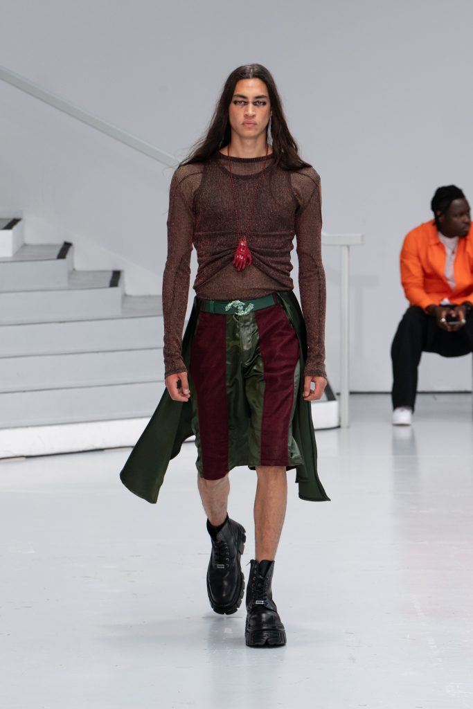 Yenesai - A futuristic vision fused with ancestral nomadic values Yenesai - A futuristic vision fused with ancestral nomadic values Vanity Teen 虚荣青年 Lifestyle & new faces magazine