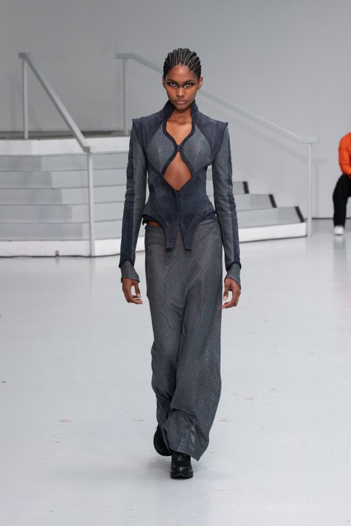 Yenesai - A futuristic vision fused with ancestral nomadic values Yenesai - A futuristic vision fused with ancestral nomadic values Vanity Teen 虚荣青年 Lifestyle & new faces magazine