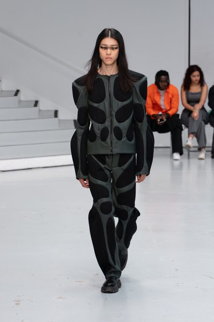 Yenesai - A futuristic vision fused with ancestral nomadic values Yenesai - A futuristic vision fused with ancestral nomadic values Vanity Teen 虚荣青年 Lifestyle & new faces magazine