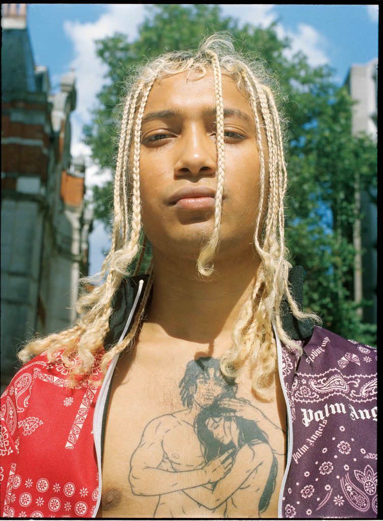 Behind the camera to tell the human dimension - A chat with Alberto Tandoi Vanity Teen 虚荣青年 Lifestyle & new faces magazine Behind the camera to tell the human dimension - A chat with Alberto Tandoi Behind the camera to tell the human dimension - A chat with Alberto Tandoi Vanity Teen 虚荣青年 Lifestyle & new faces magazine