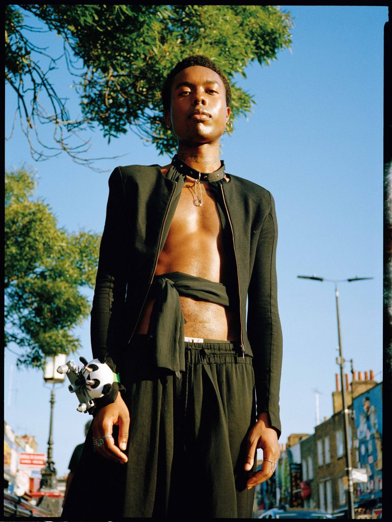 Behind the camera to tell the human dimension - A chat with Alberto Tandoi Vanity Teen 虚荣青年 Lifestyle & new faces magazine Behind the camera to tell the human dimension - A chat with Alberto Tandoi Behind the camera to tell the human dimension - A chat with Alberto Tandoi Vanity Teen 虚荣青年 Lifestyle & new faces magazine