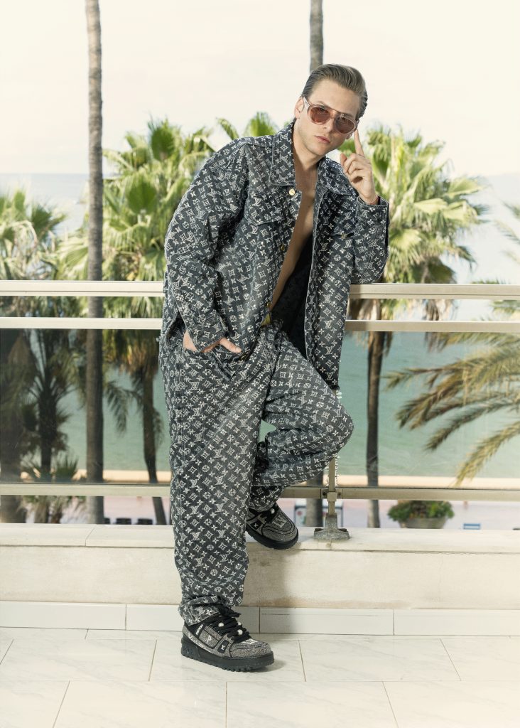 Célestin Star System Célestin Star System Vanity Teen 虚荣青年 Lifestyle & new faces magazine