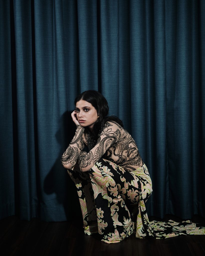 VERSATILITY IS A 2.0 QUALITY - A CHAT WITH EMMA VALENTI VERSATILITY IS A 2.0 QUALITY - A CHAT WITH EMMA VALENTI Vanity Teen 虚荣青年 Lifestyle & new faces magazine